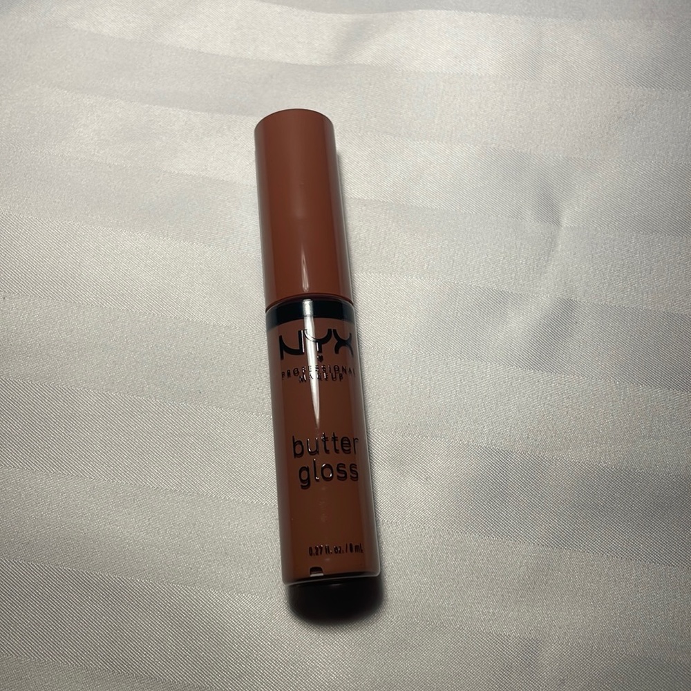 NYX Lip Gloss -Butterscotch